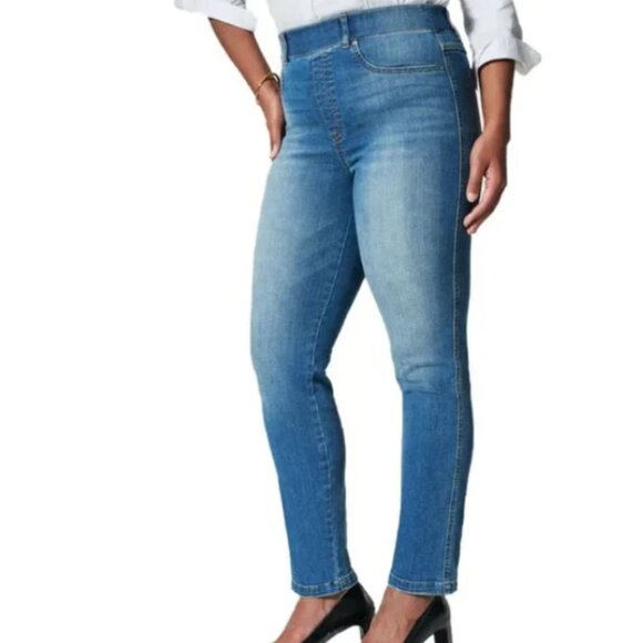Spanx Straight Leg Pull On Indigo Wash High Rise Jeans Size Large - Picture 1 of 5